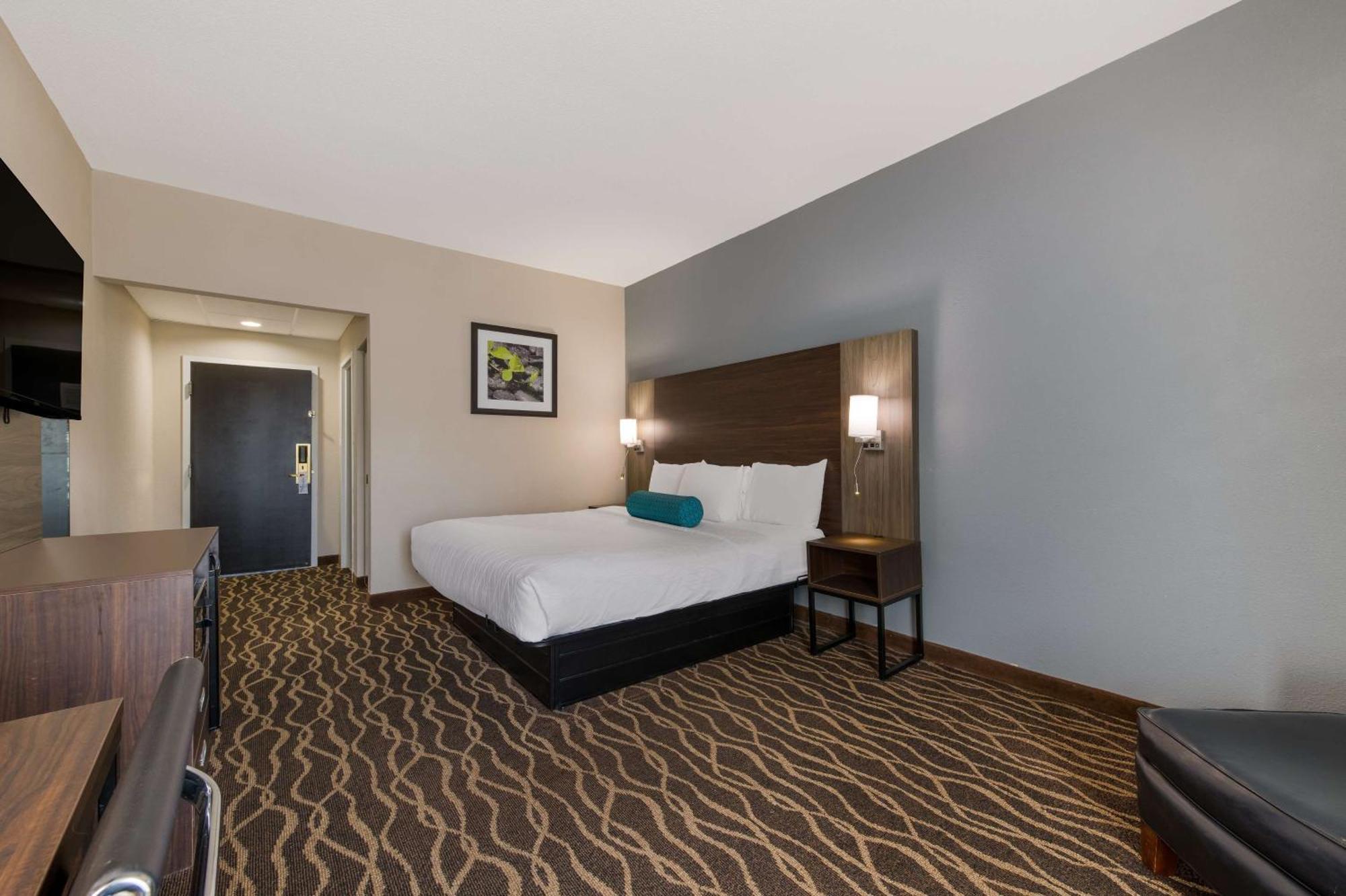 Best Western Albemarle Inn Exterior photo