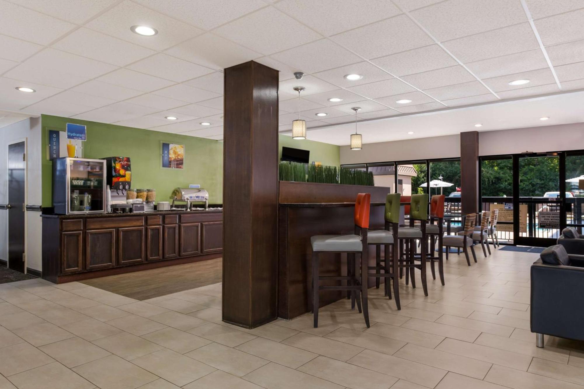 Best Western Albemarle Inn Exterior photo